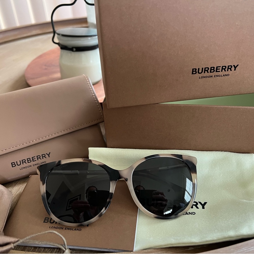 Burberry Sunglasses
